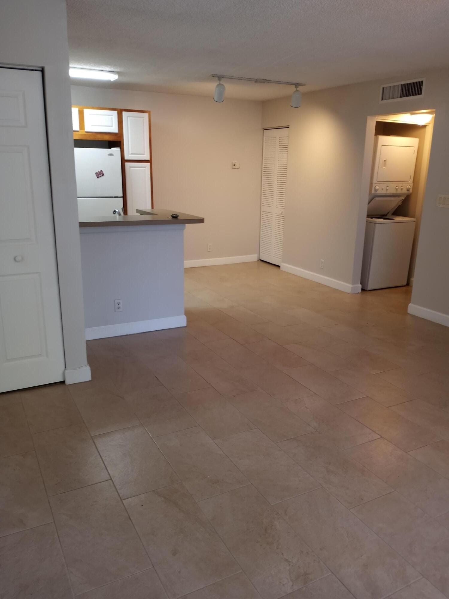 951 LYONS Road 6107 — photo 3