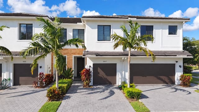 10907 SW 233rd Street, Homestead, FL 33032