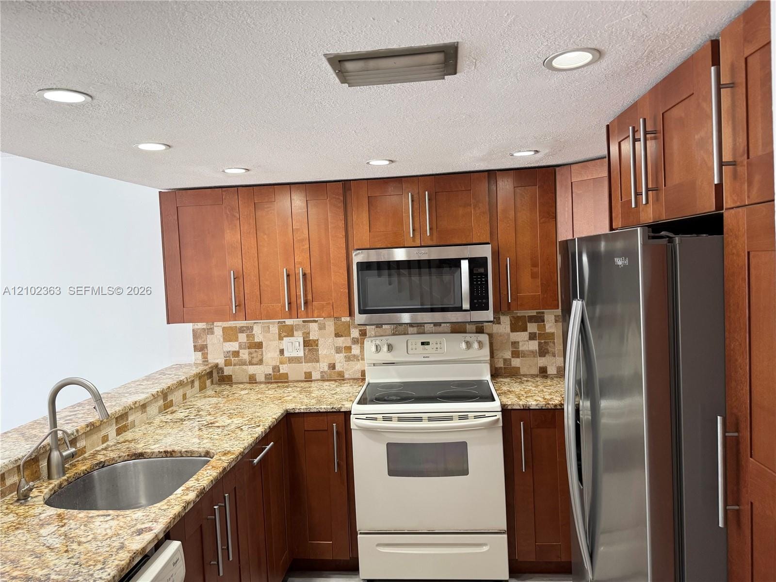 3 bedroom home for sale at 4226 70th, Davie, FL 33314 — $2,600