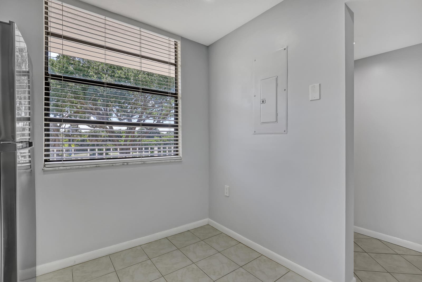 3650 Whitehall Drive 201, West Palm Beach, FL 33401 photo 15