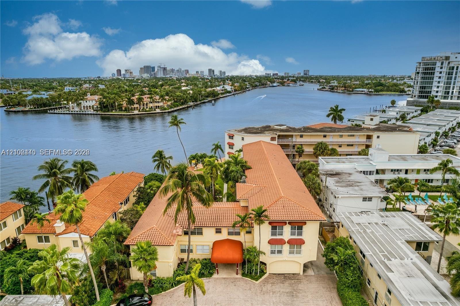341 N Birch Road 209, Fort Lauderdale, FL 33304 photo 24