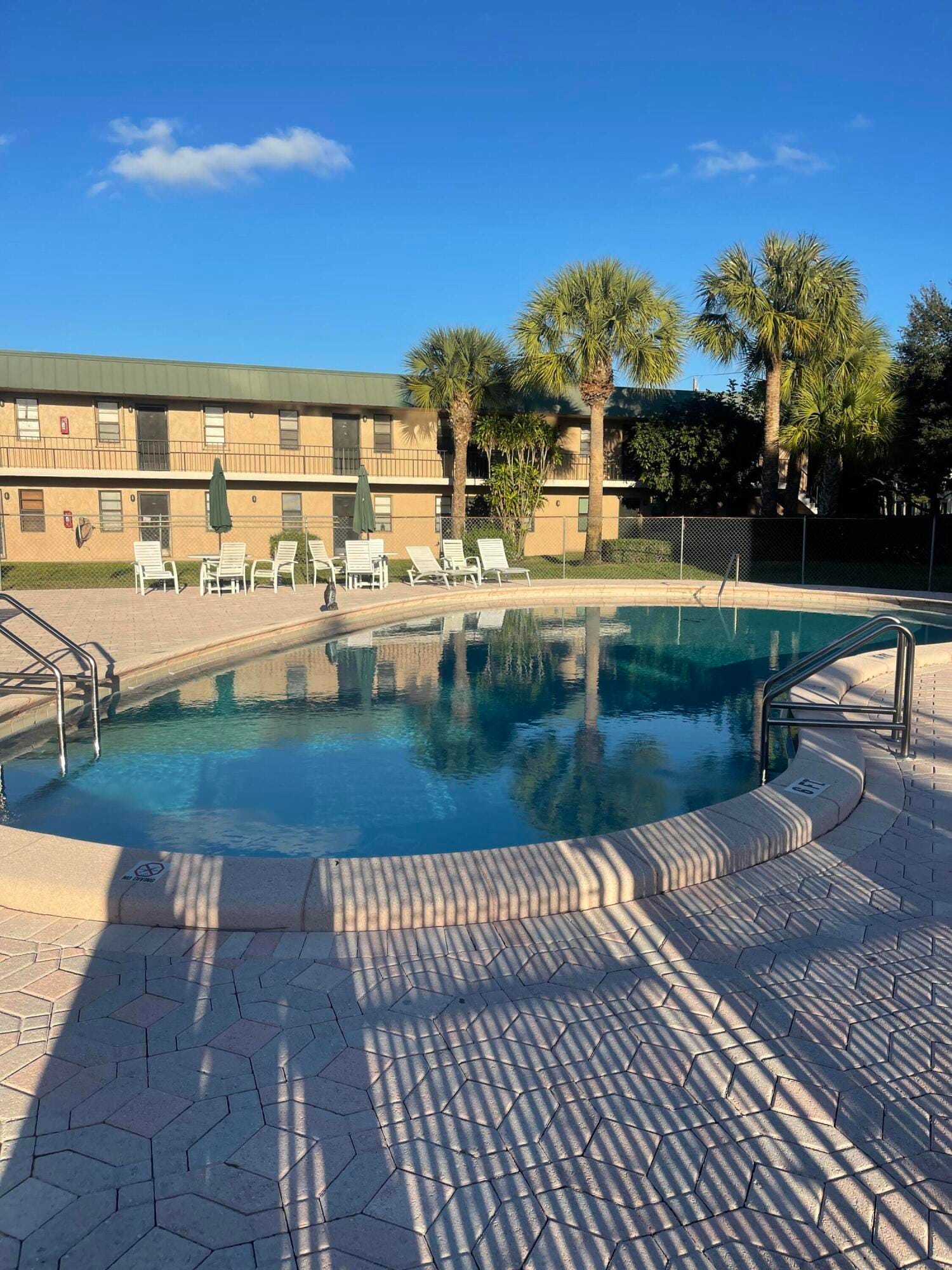 1021 SE MONTEREY Road 1-31, Stuart, FL 34994 photo 2