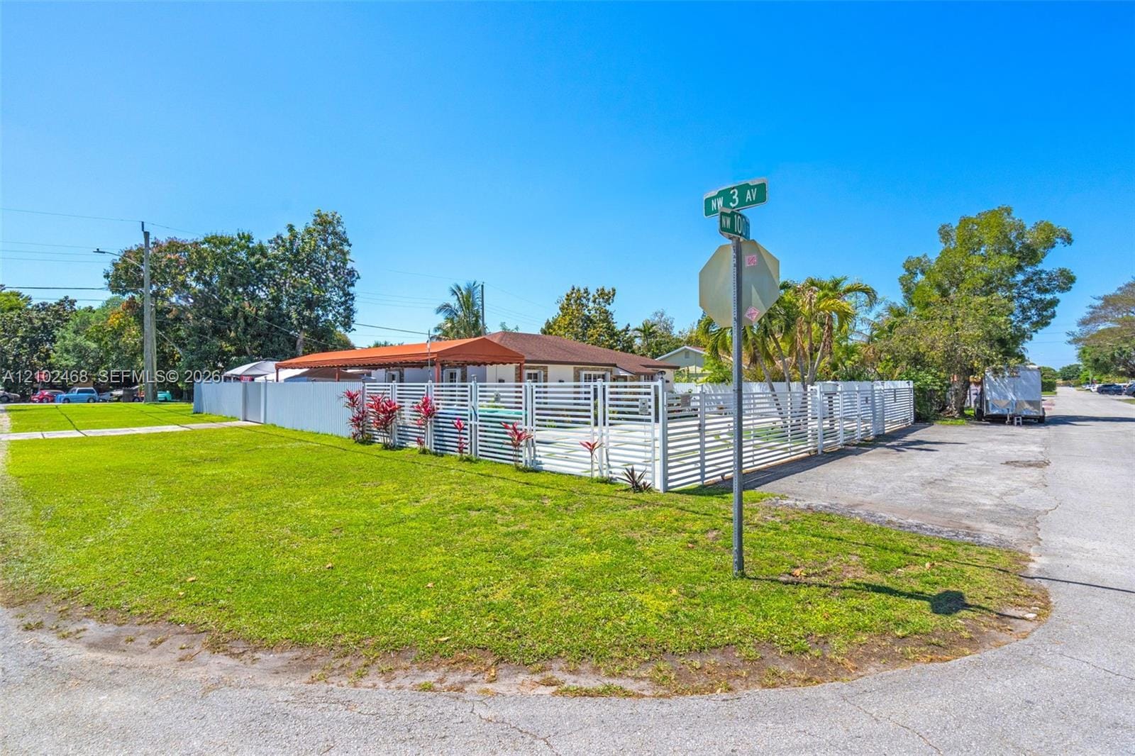 302 NW 100th Street 302, Miami, FL 33150 photo 2