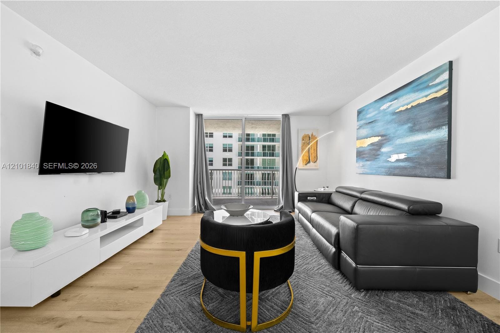1200 Brickell Bay Drive 1907 — photo 2