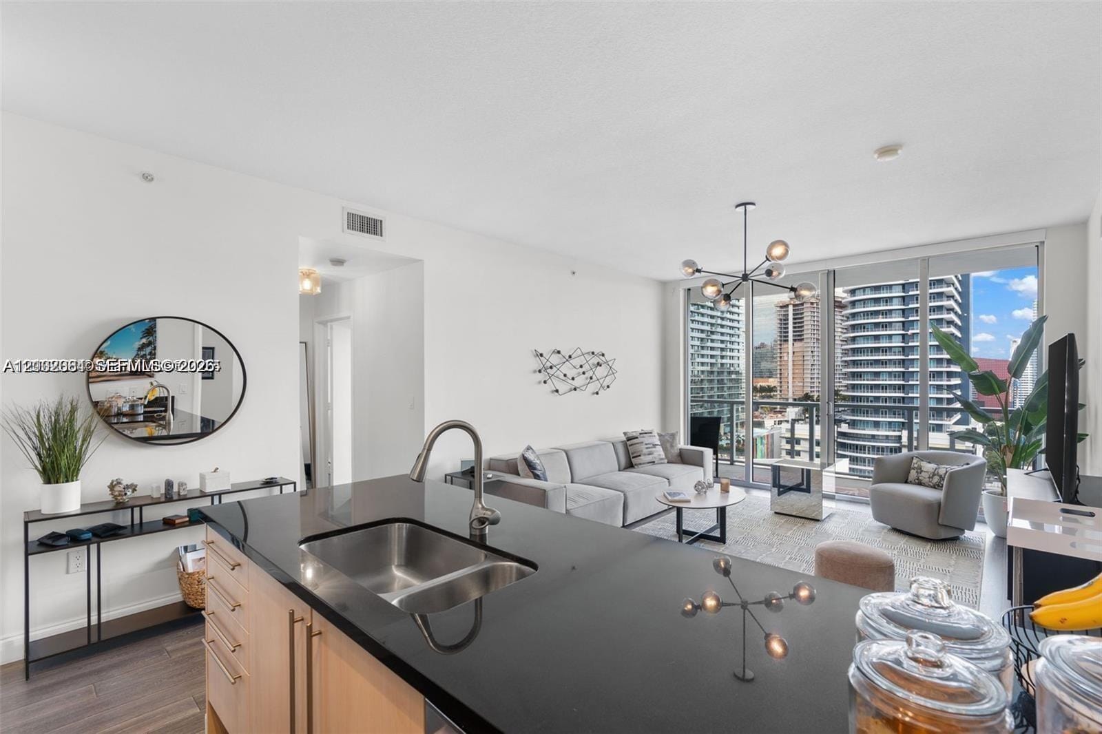 79 SW 12th Street 2204-S, Miami, FL 33130 photo 5