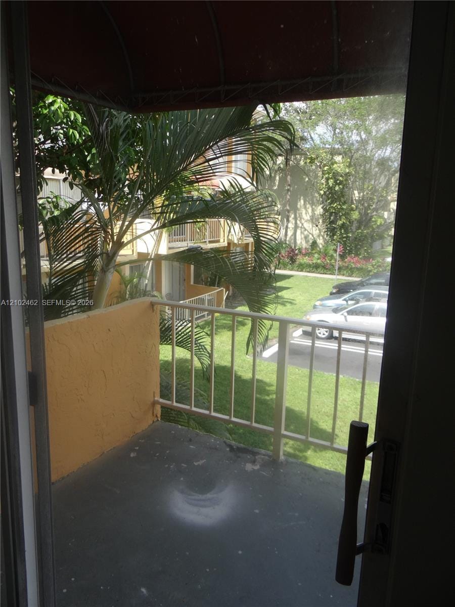 17901 NW 68th Avenue R207, Hialeah, FL 33015 photo 19
