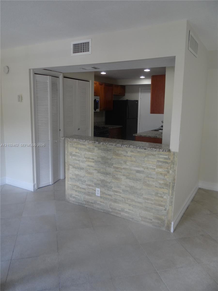 17901 NW 68th Avenue R207, Hialeah, FL 33015 photo 24