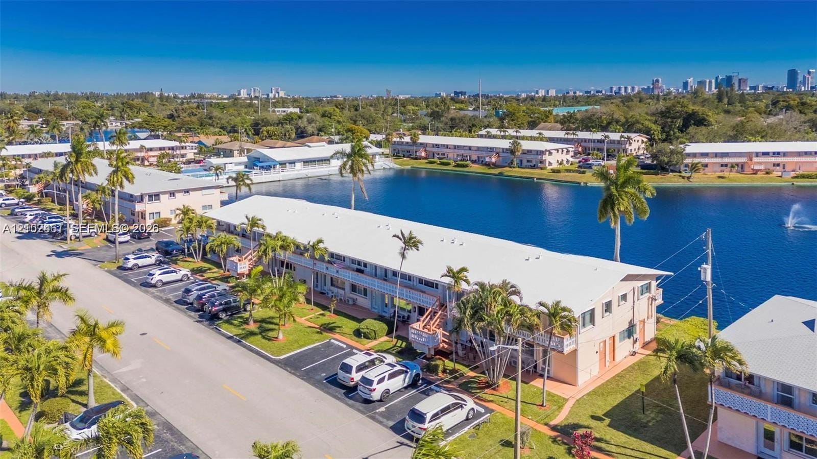901 SW 11 Avenue 17H, Hallandale Beach, FL 33009 photo 23