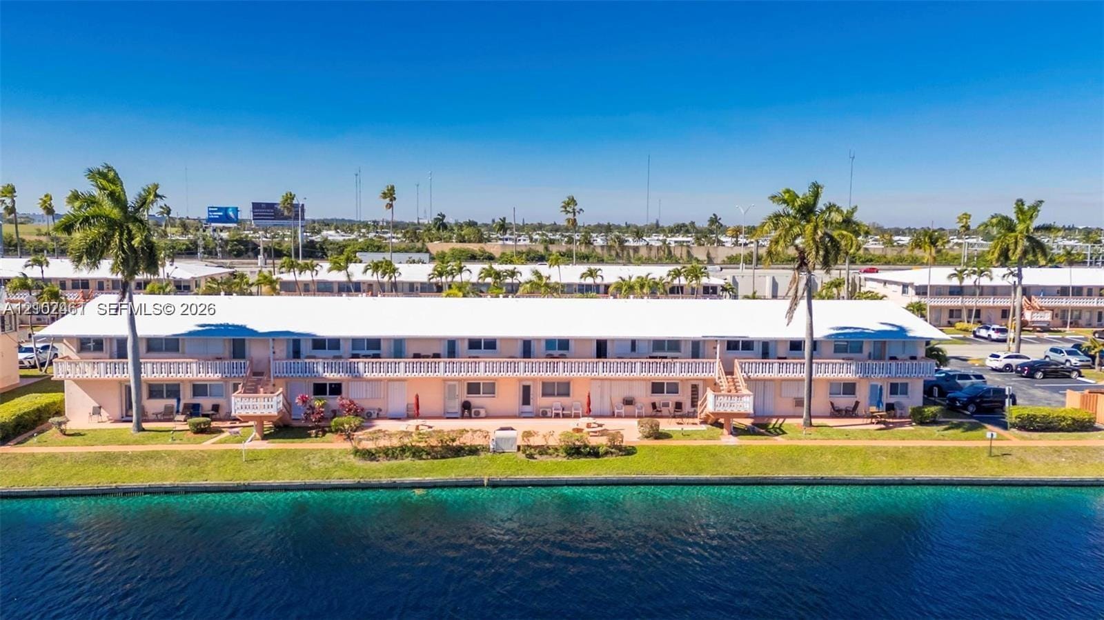 901 SW 11 Avenue 17H, Hallandale Beach, FL 33009