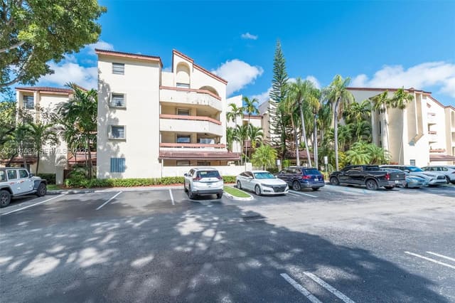 12455 SW 93rd Terrace 110T, Miami, FL 33186