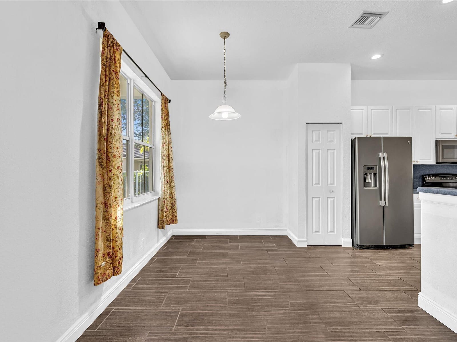 1125 Sunflower Circle, Weston, FL 33327 photo 13