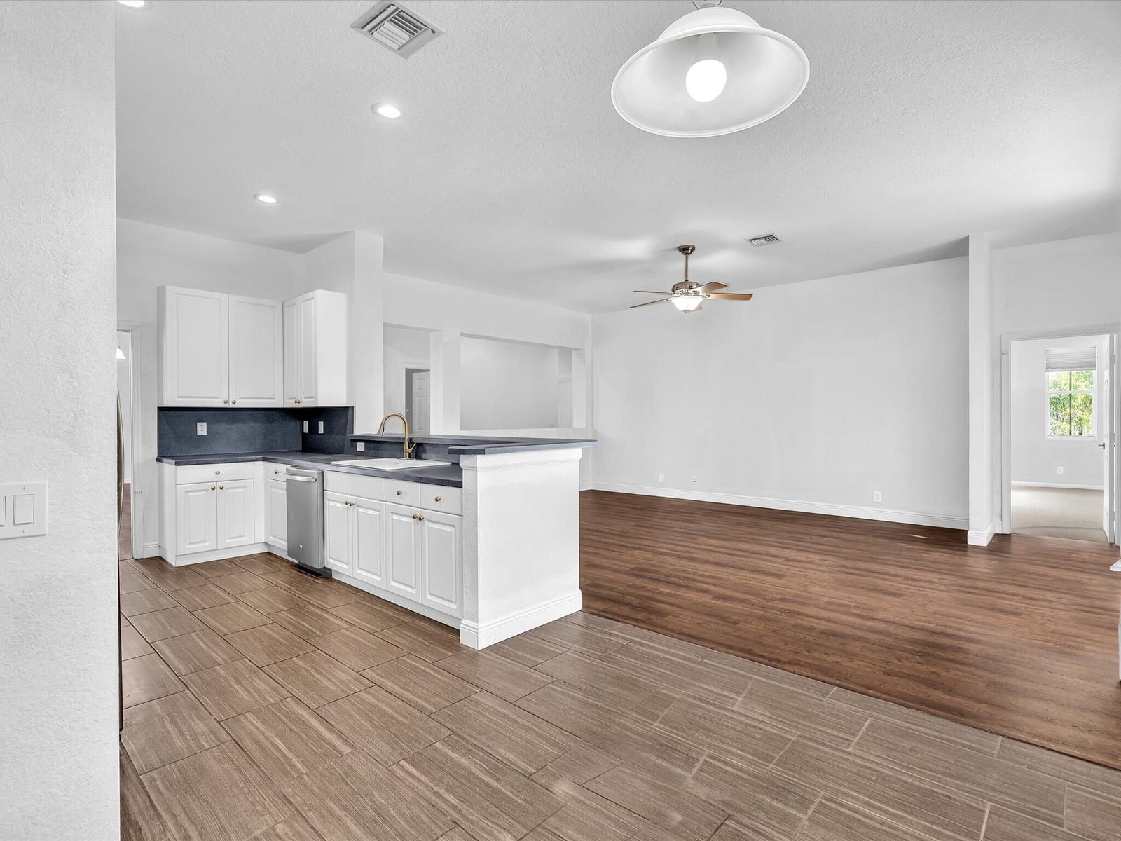 1125 Sunflower Circle, Weston, FL 33327 photo 14