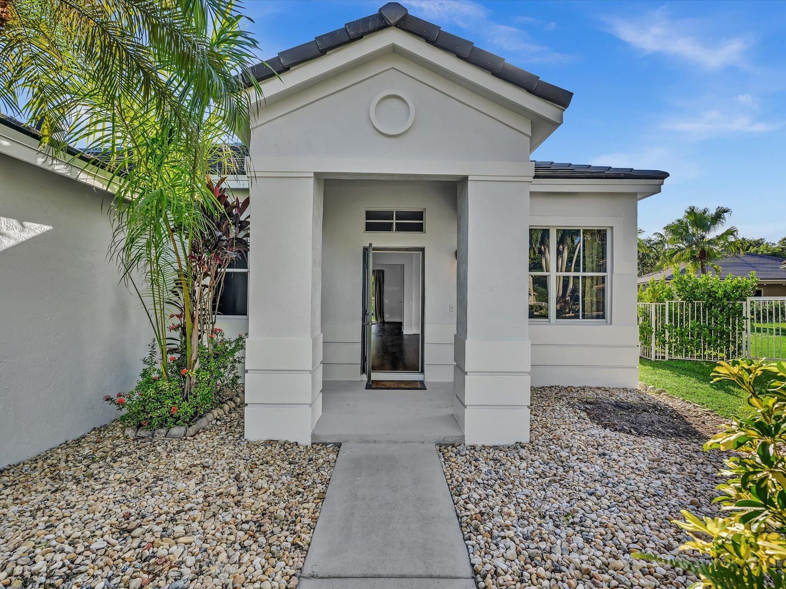 1125 Sunflower Circle, Weston, FL 33327 photo 3