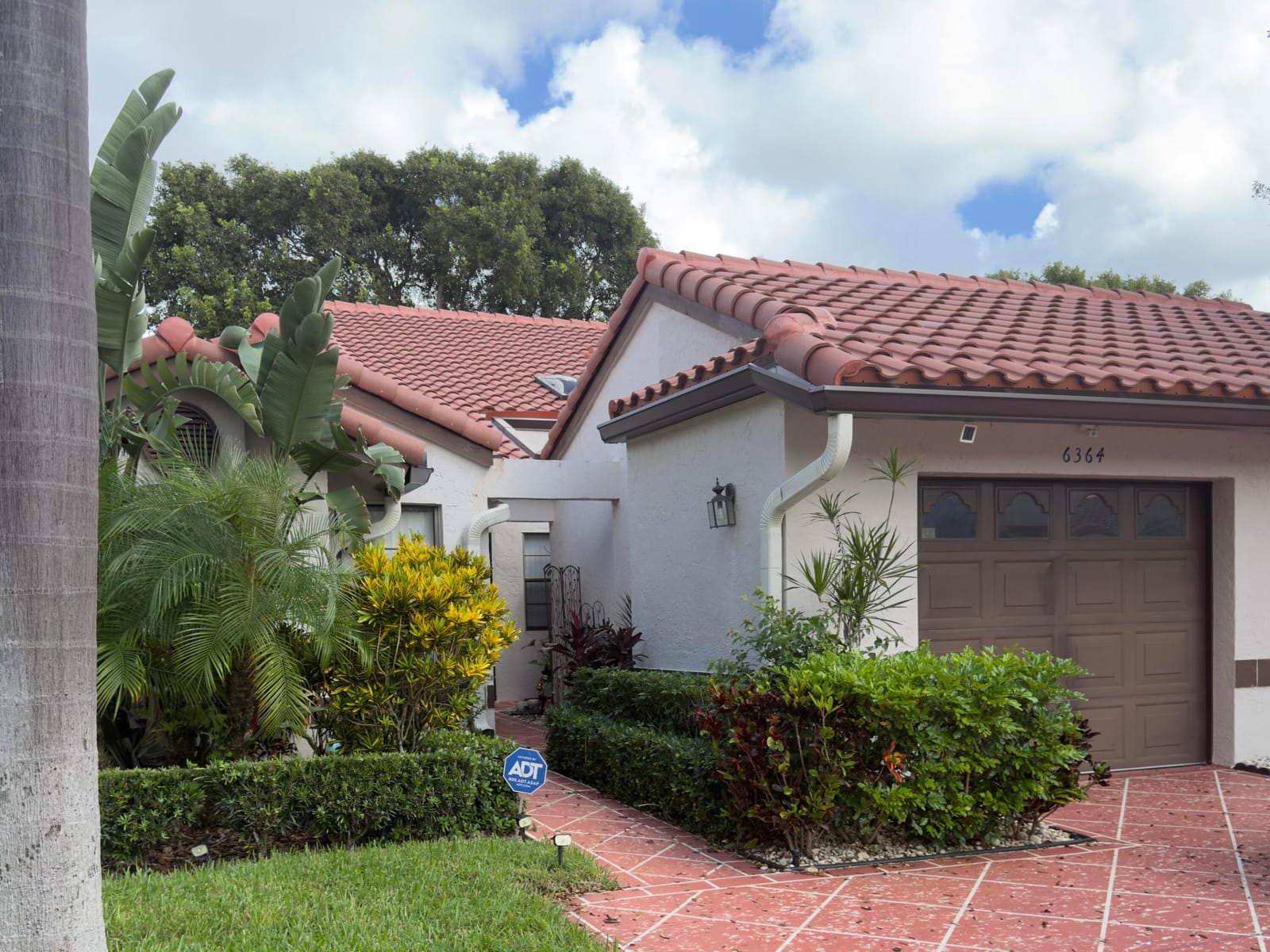 6364 Kings Gate Circle — photo 9