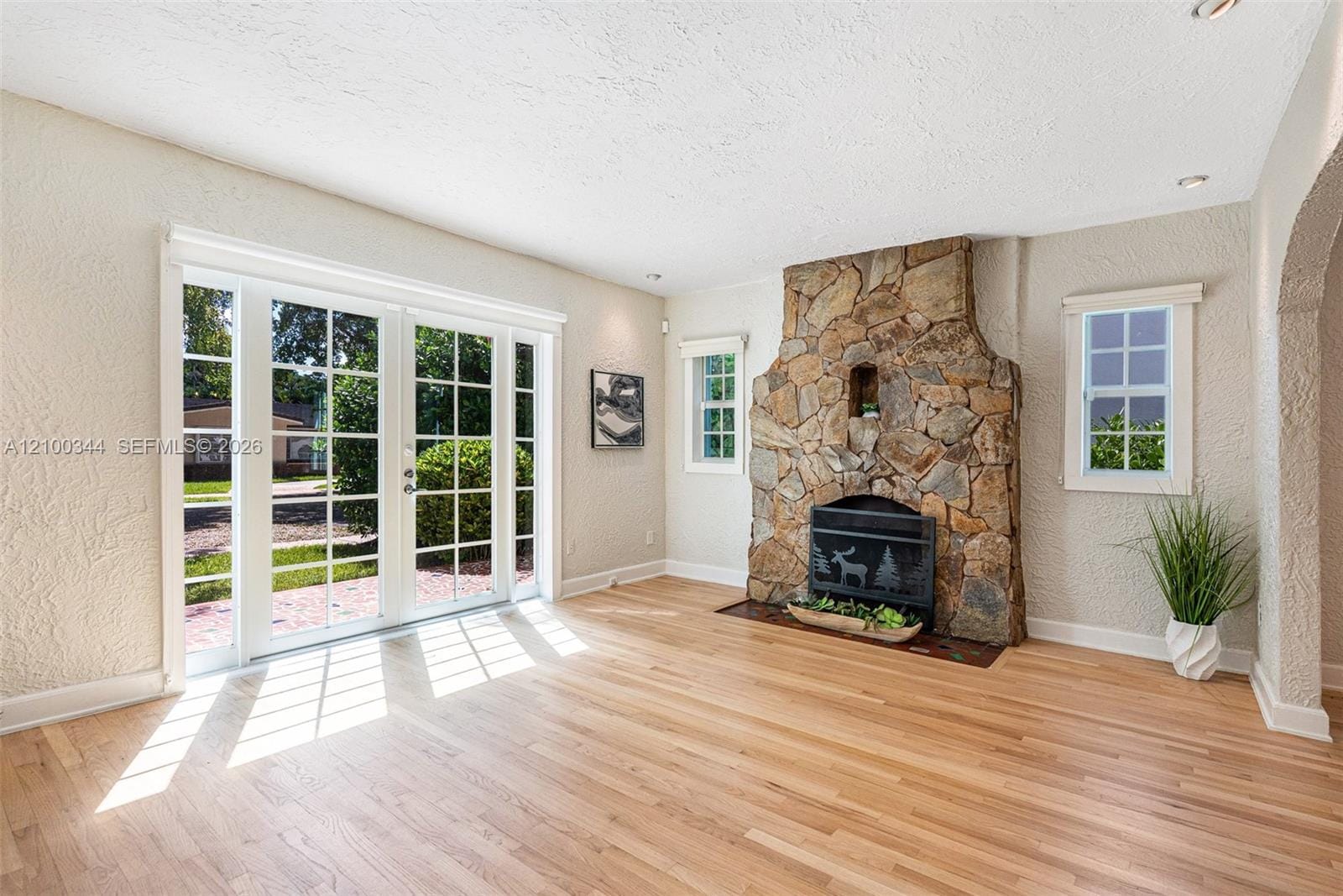 1209 La Mancha Avenue — photo 4