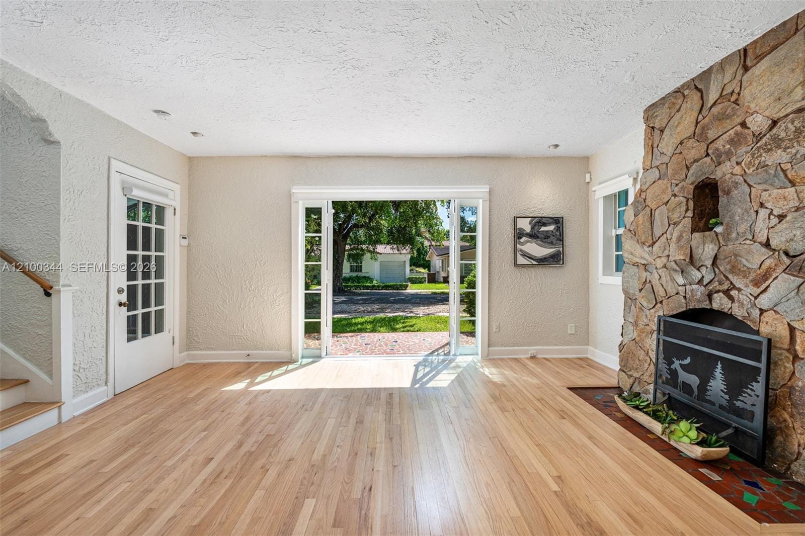 1209 La Mancha Avenue — photo 8