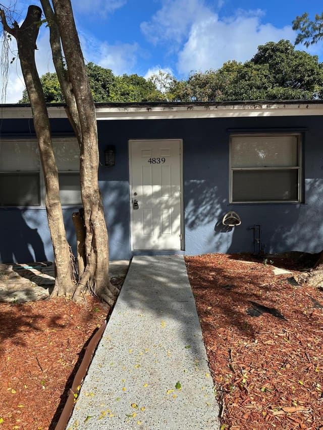 4839 Serafica Drive, Lake Worth Beach, FL 33461
