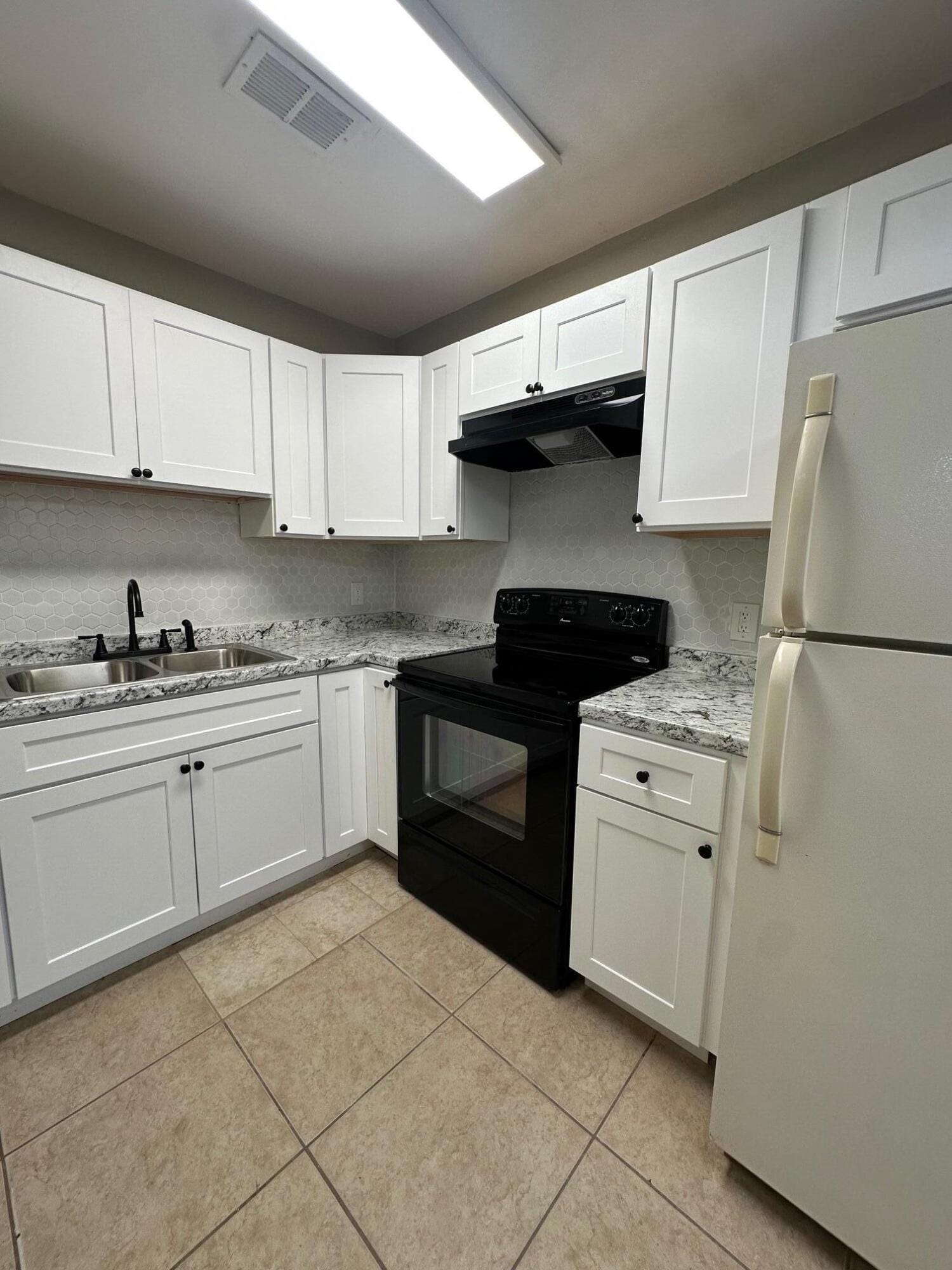 4839 Serafica Drive — photo 4