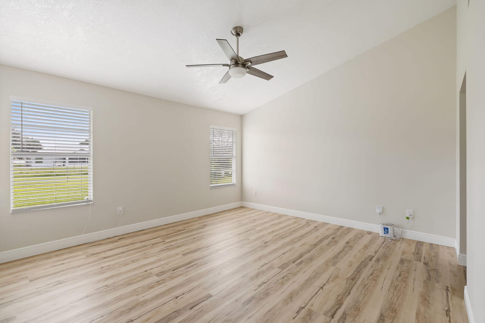 370 CAROL Drive NE, Palm Bay, FL 32907 photo 15