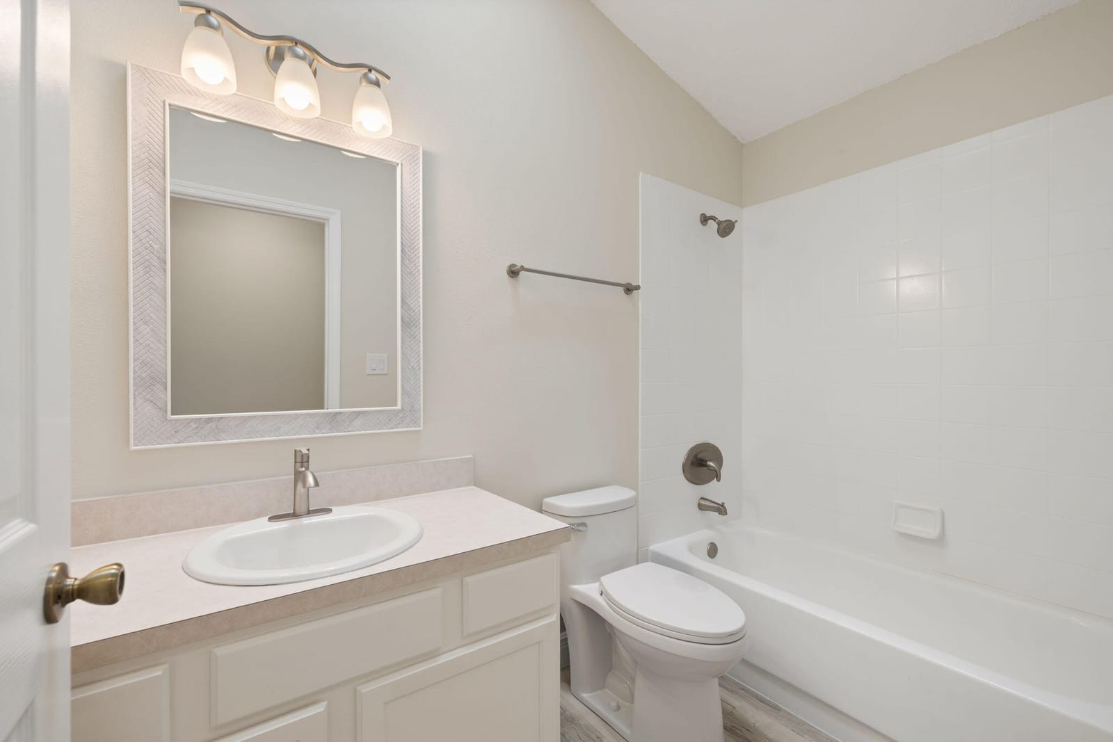 370 CAROL Drive NE, Palm Bay, FL 32907 photo 22