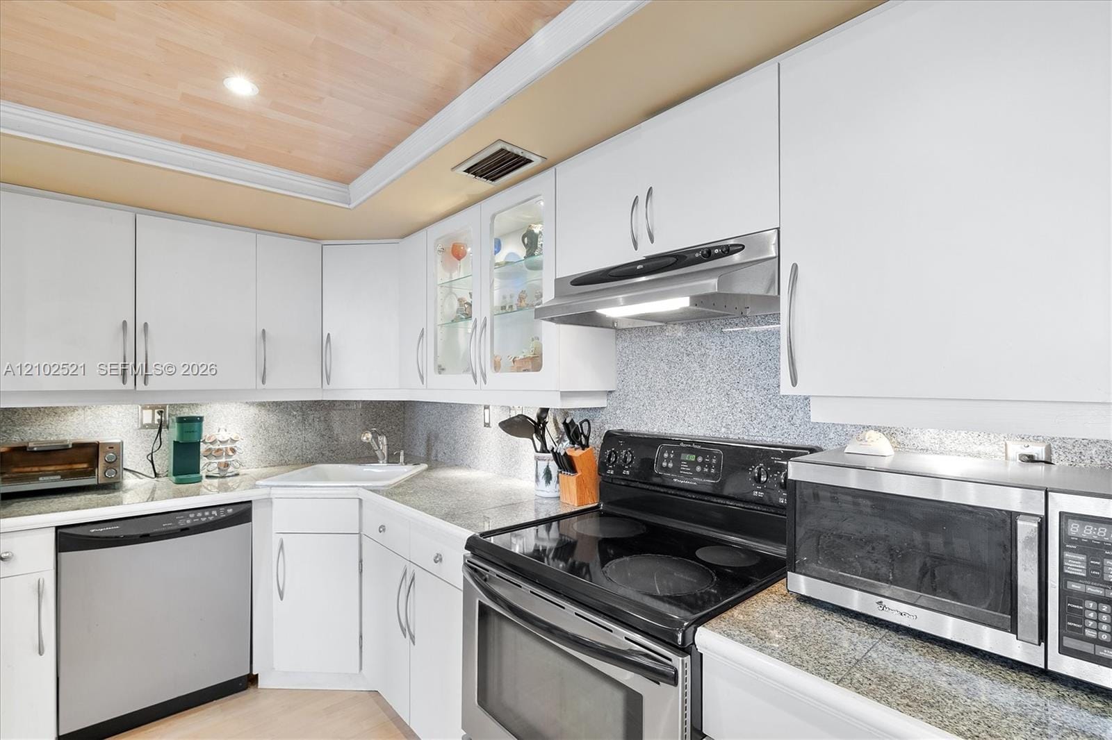 2100 Sans Souci Boulevard B111, North Miami, FL 33181 photo 15