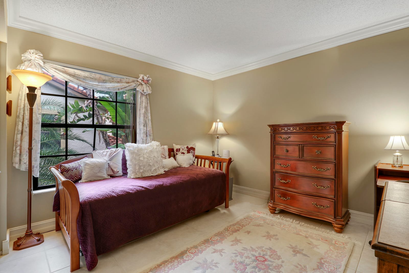 7828 LA MIRADA Drive — photo 12