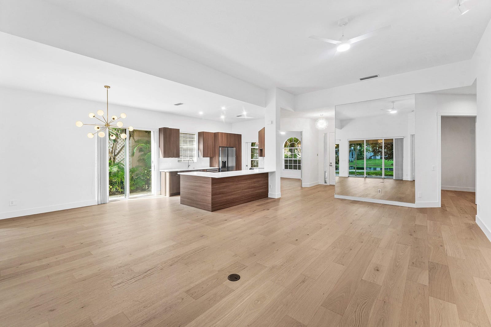 2580 Kittbuck Way — photo 4