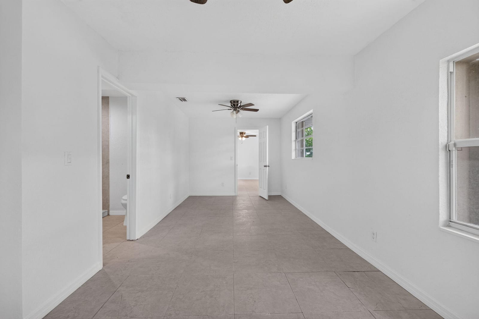913 SE 10TH Street, Stuart, FL 34994 photo 17