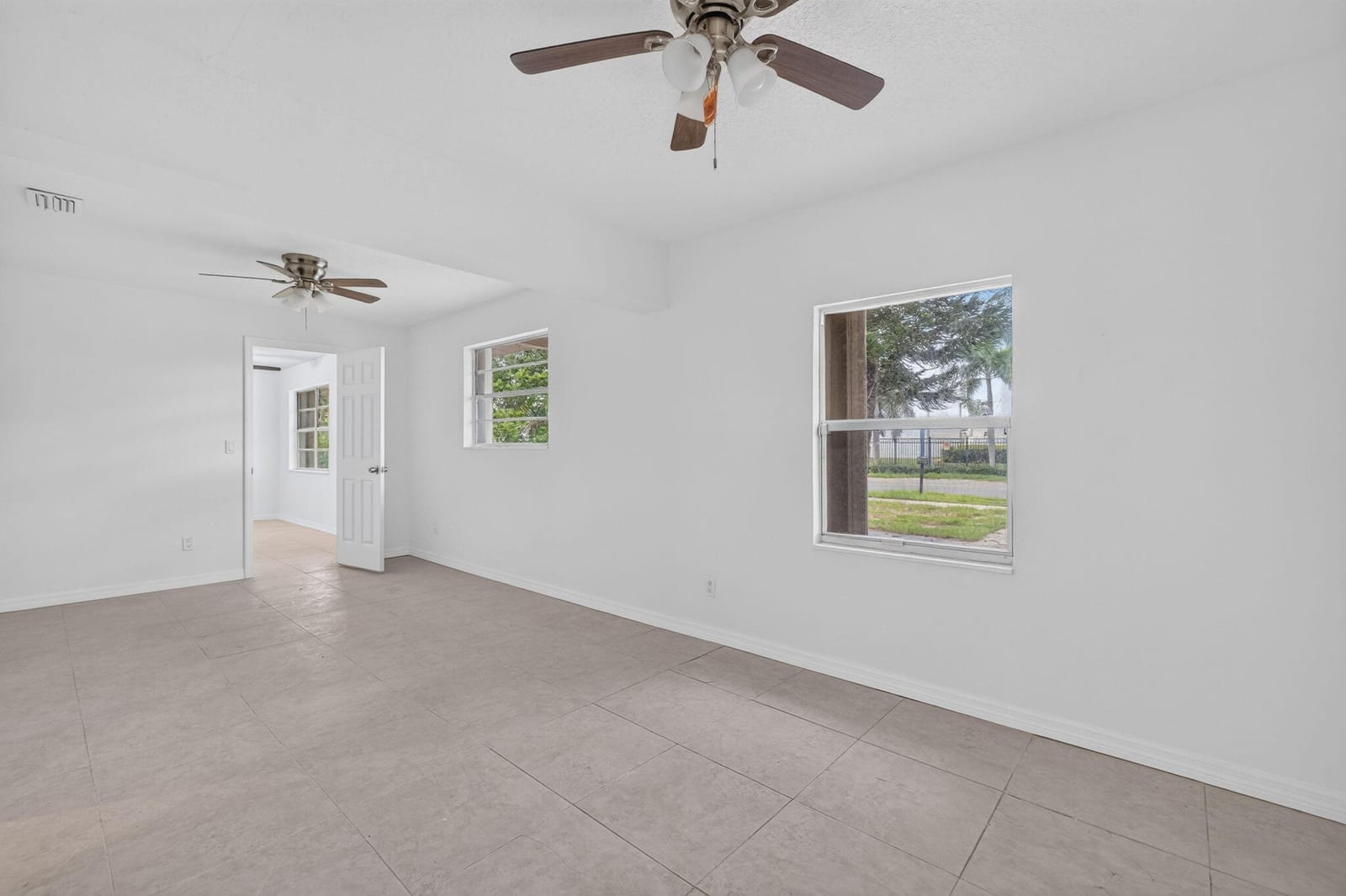 913 SE 10TH Street, Stuart, FL 34994 photo 18