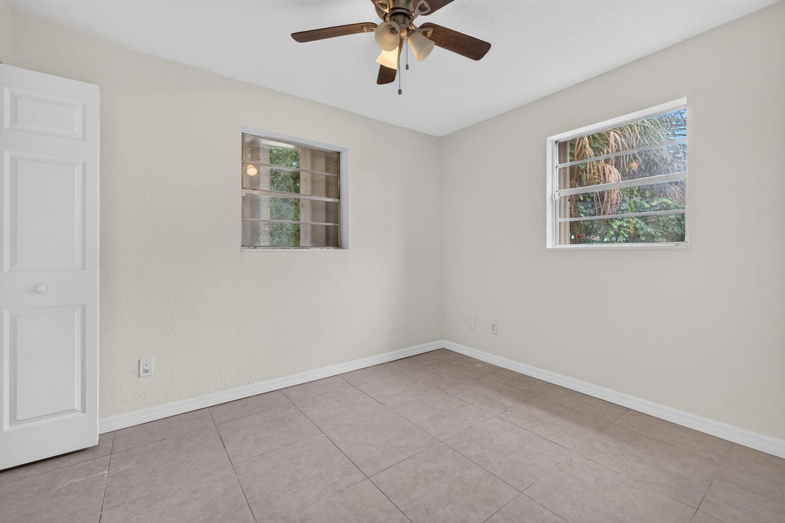 913 SE 10TH Street, Stuart, FL 34994 photo 22