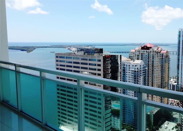 950 Brickell Bay Drive 4005, Miami, FL 33131