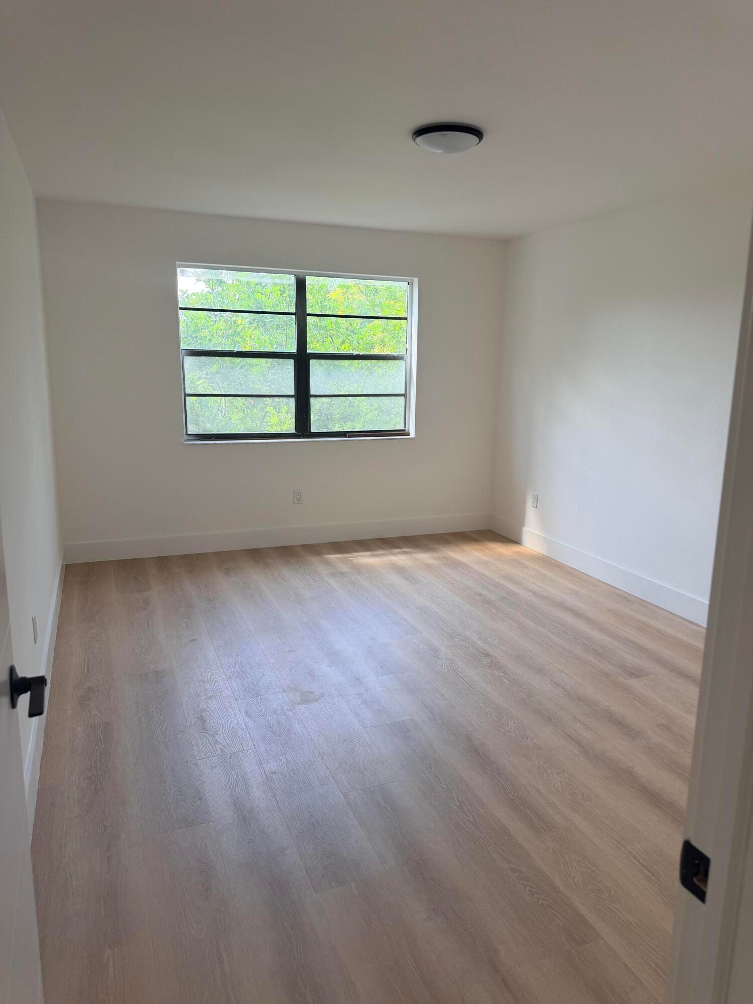 9301 SW 92nd Avenue S A308 — photo 3