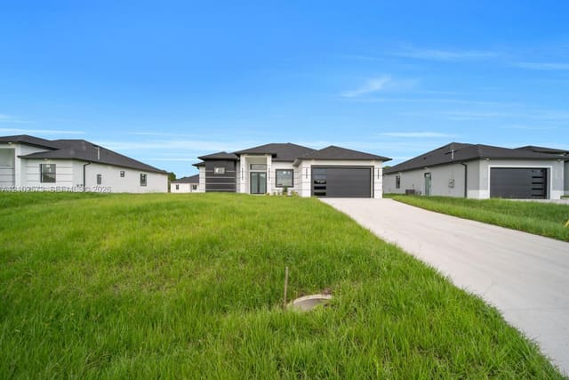 3621 5th Street SW, Lehigh Acres, FL 33976