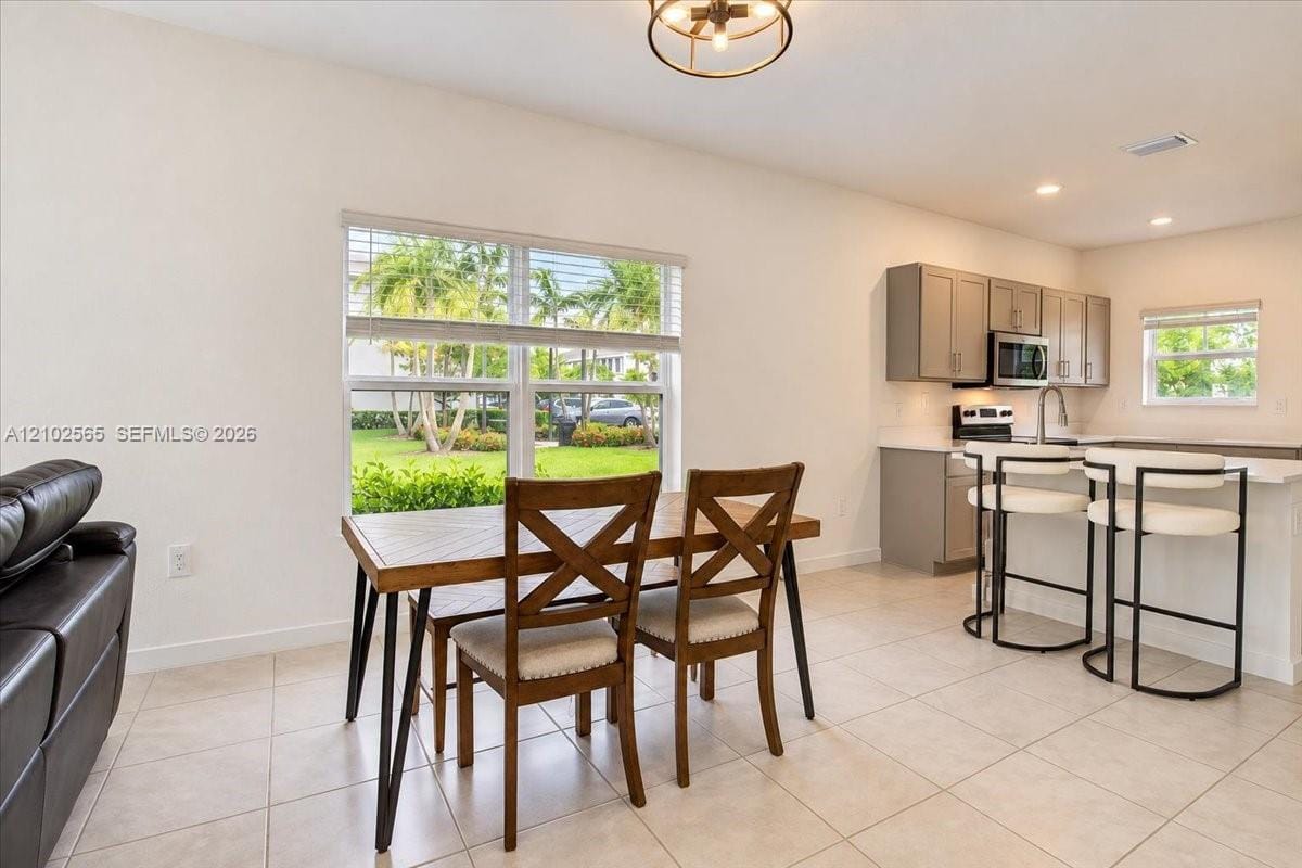 377 NE 1st Drive, Florida City, FL 33034 photo 11