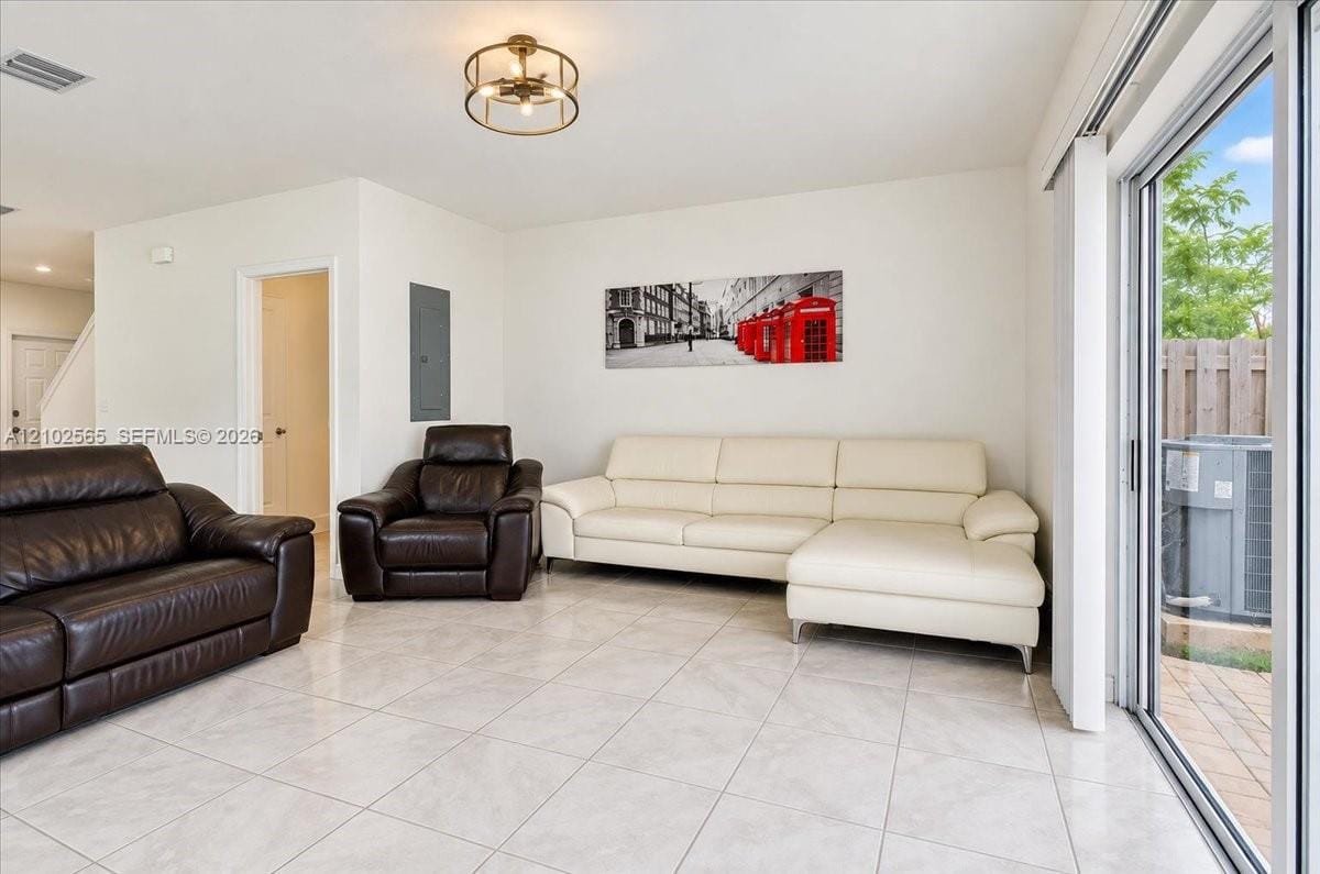 377 NE 1st Drive, Florida City, FL 33034 photo 14