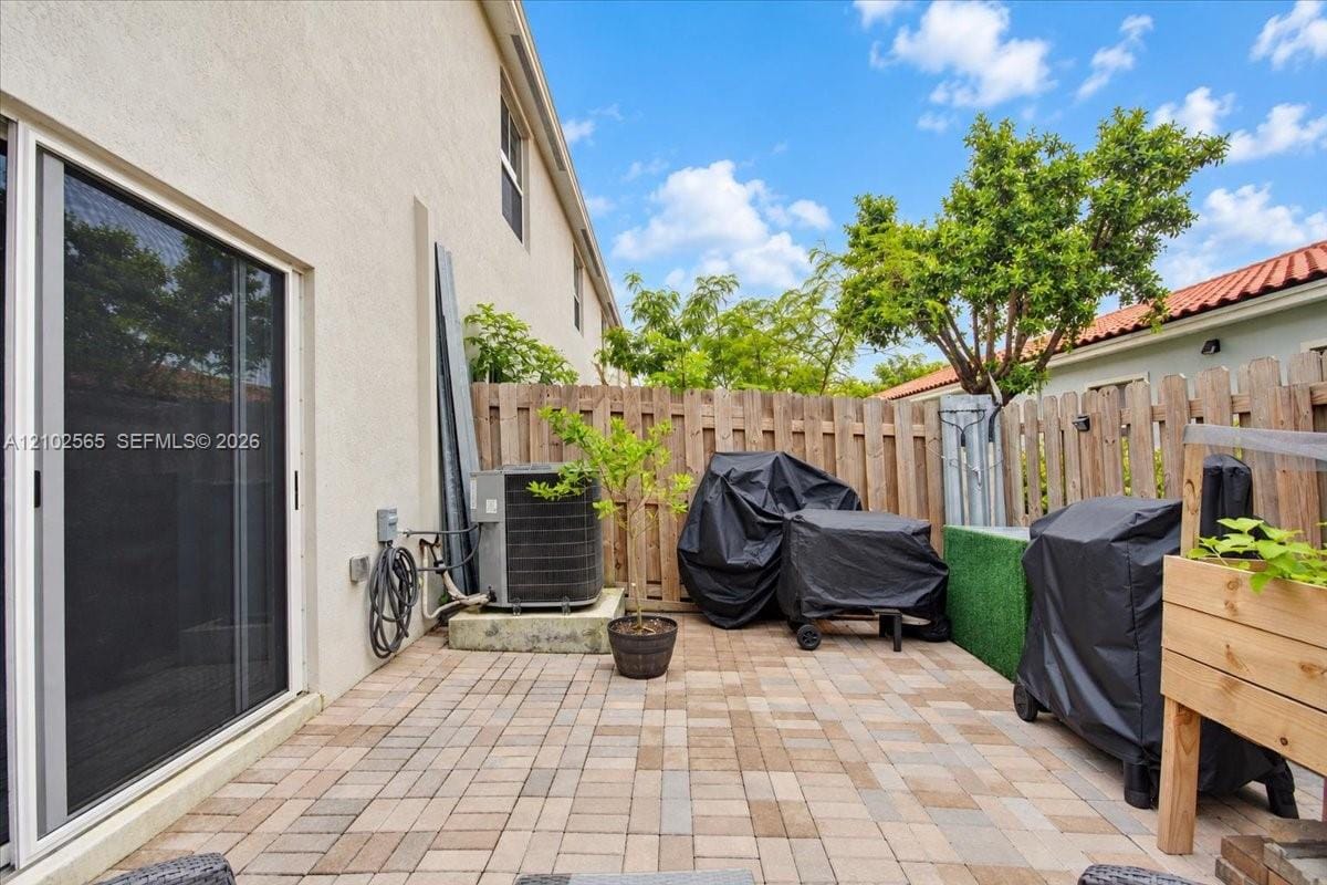 377 NE 1st Drive, Florida City, FL 33034 photo 17
