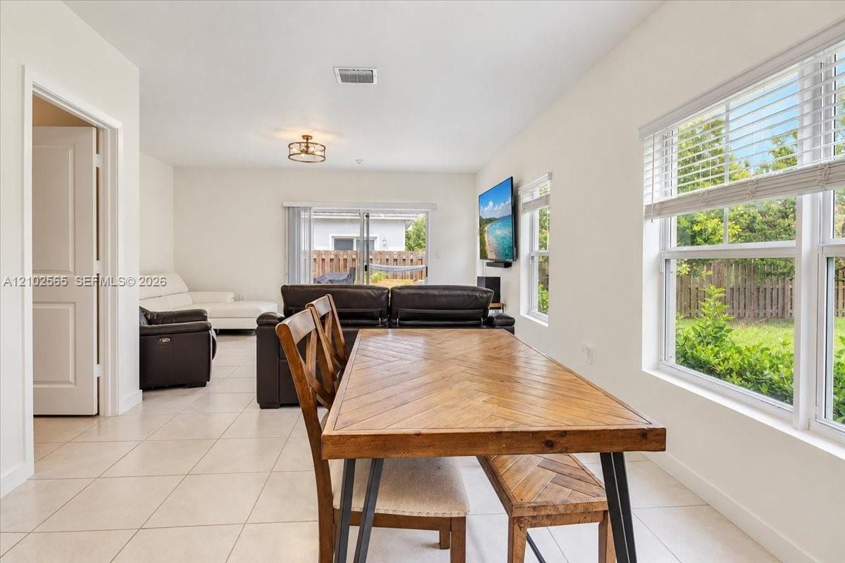377 NE 1st Drive, Florida City, FL 33034 photo 9