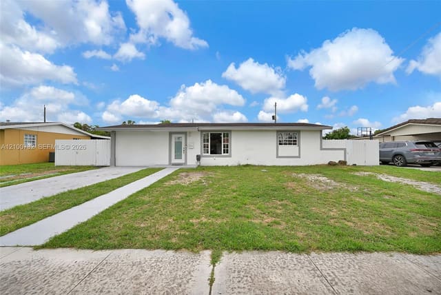 1271 W 79th Street, Hialeah, FL 33014