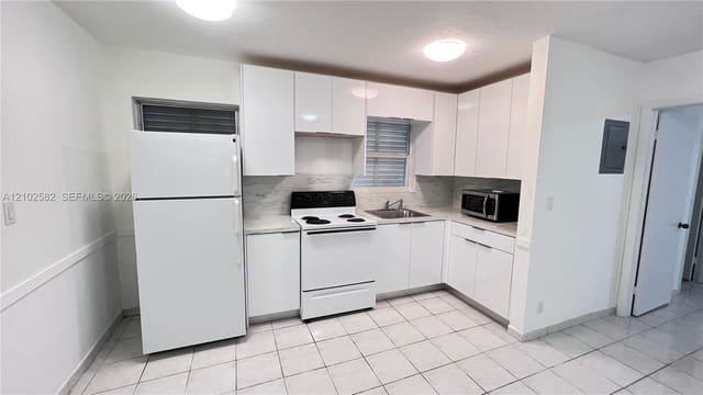 18431 SW 265th Street 2, Homestead, FL 33031