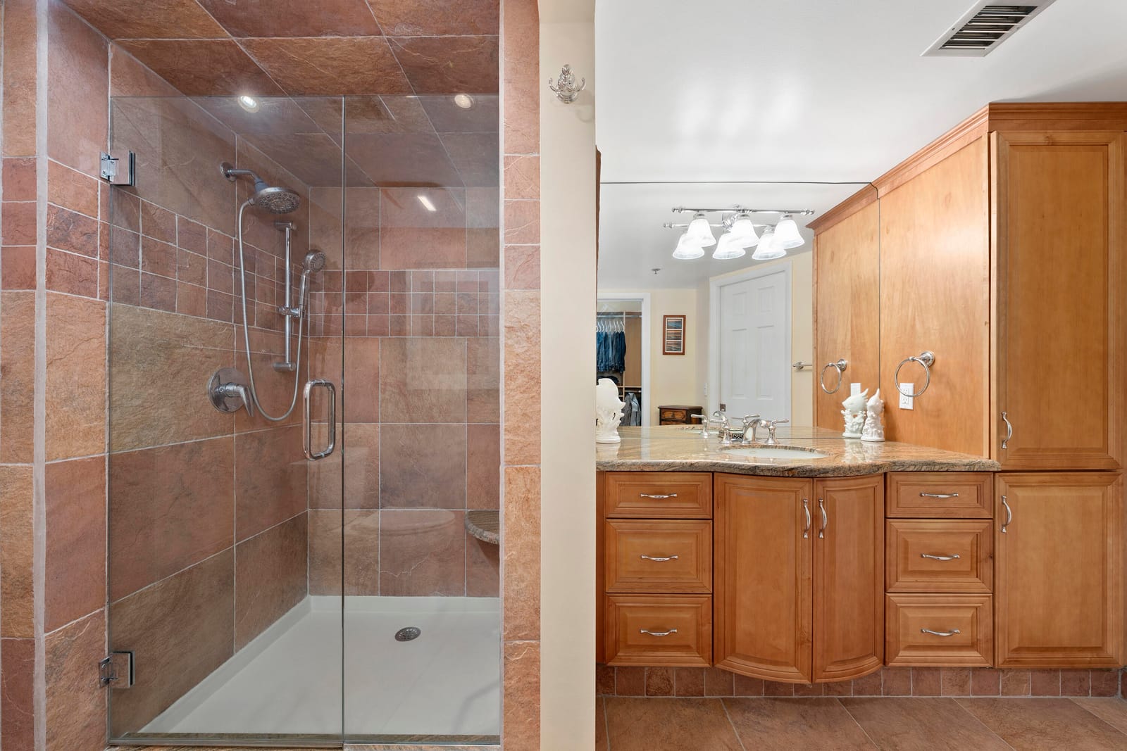601 S SEAS Drive 204, Jupiter, FL 33477 photo 16
