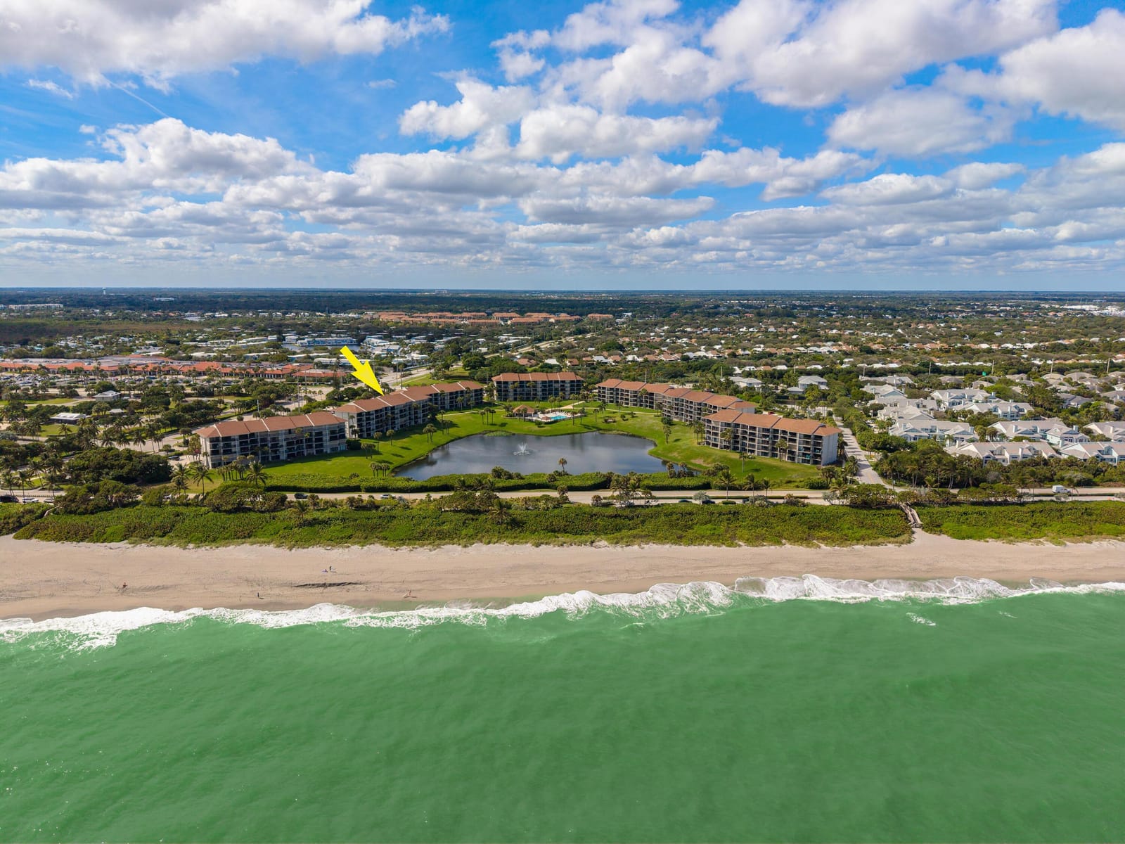 601 S SEAS Drive 204, Jupiter, FL 33477 photo 3