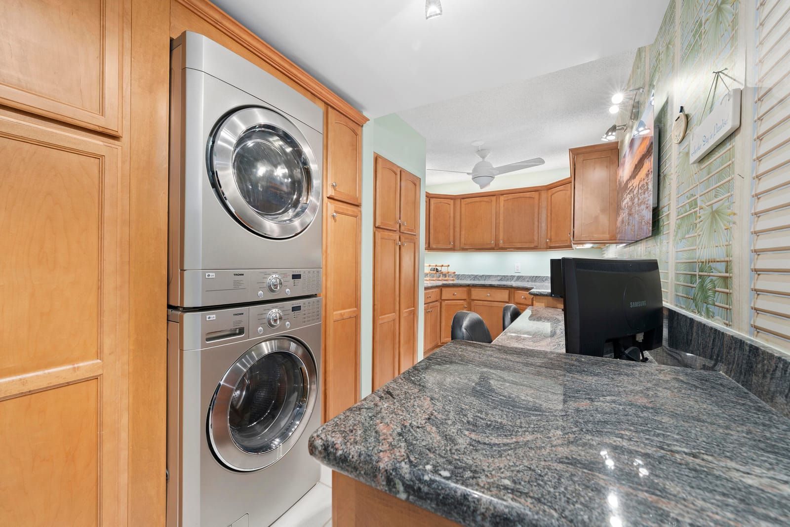 601 S SEAS Drive 204, Jupiter, FL 33477 photo 24
