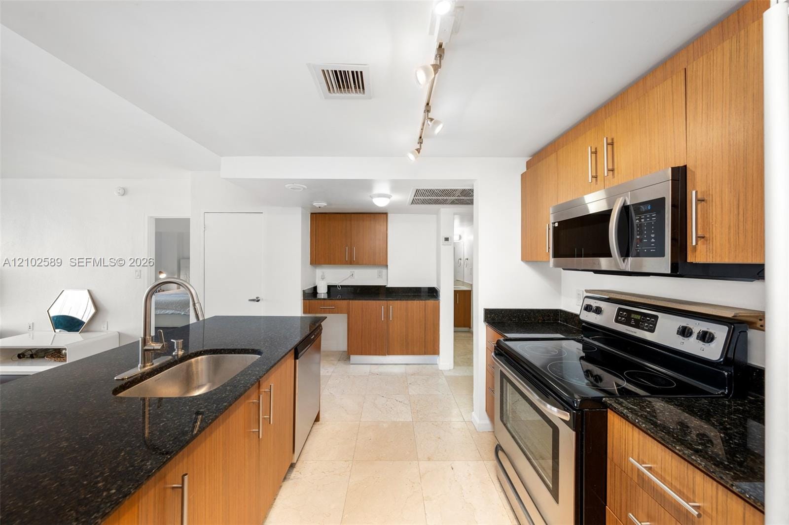 10275 Collins Avenue 327, Bal Harbour, FL 33154 photo 13