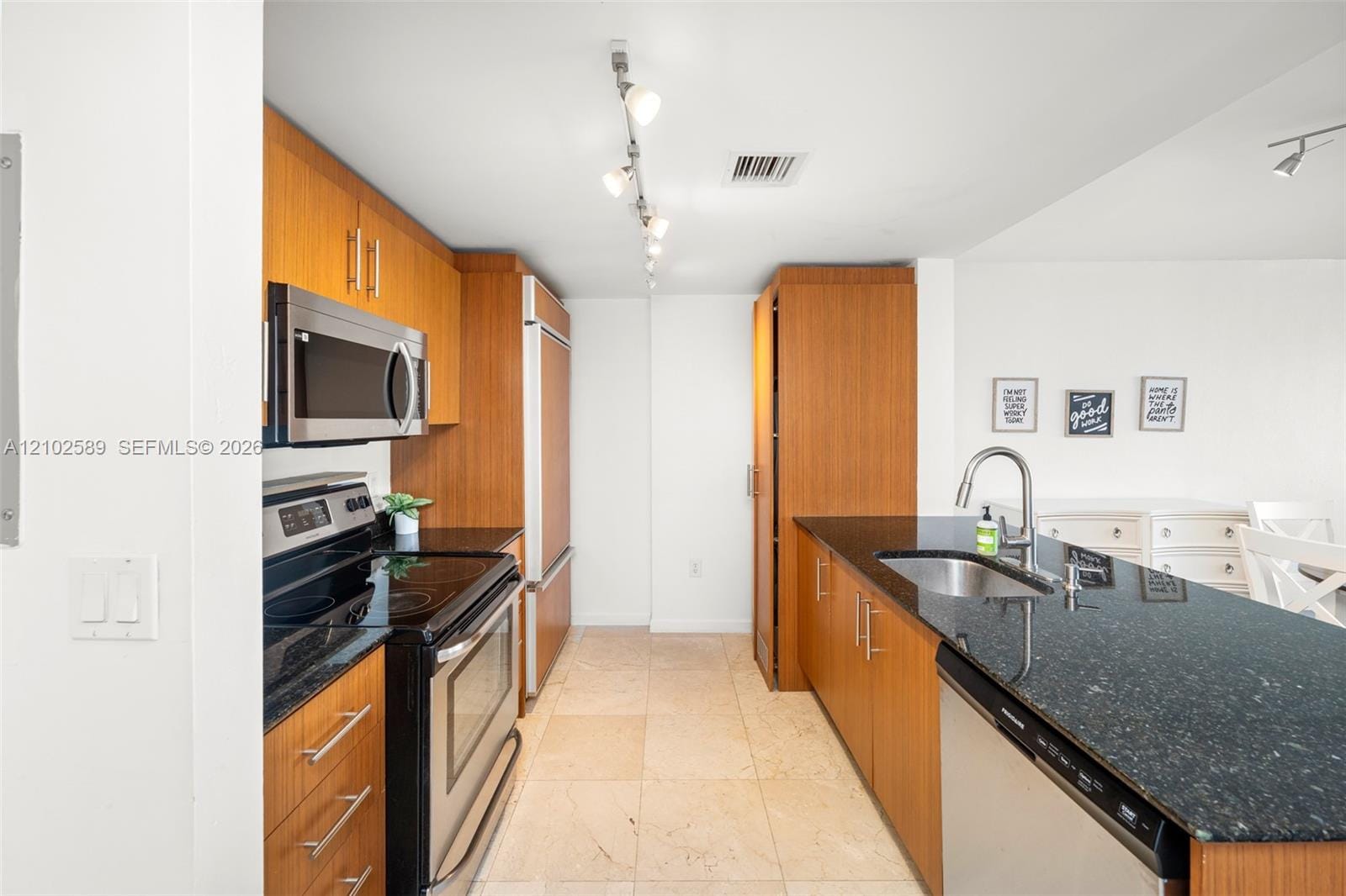 10275 Collins Avenue 327, Bal Harbour, FL 33154 photo 10