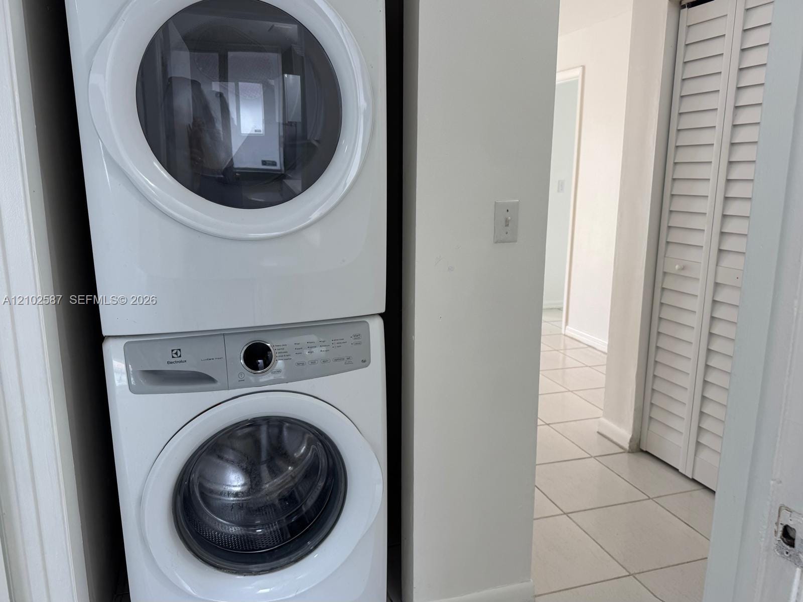 2550 NE 184th Terrace 2550, North Miami Beach, FL 33160 photo 10