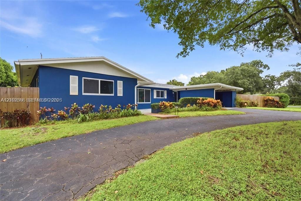 341 SW 54th Avenue, Plantation, FL 33317 photo 3