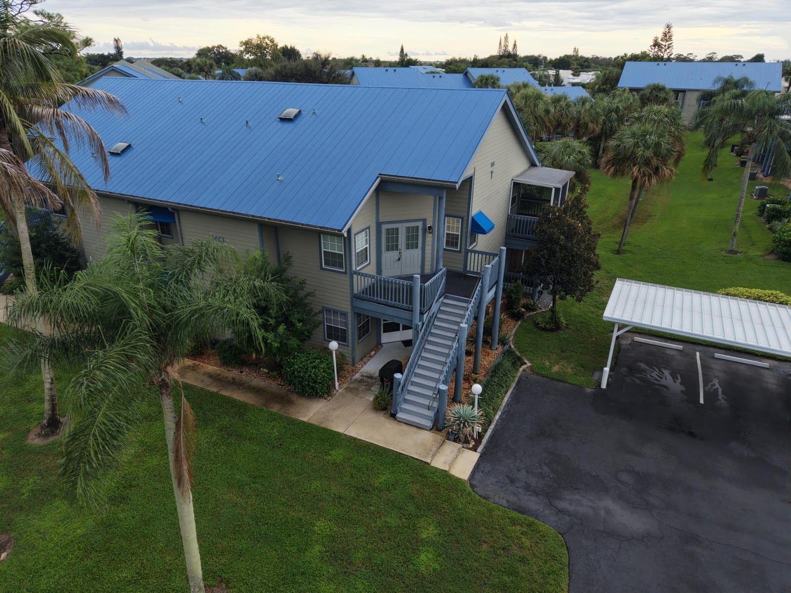 1461 NE 14TH Court T-52, Jensen Beach, FL 34957 photo 3