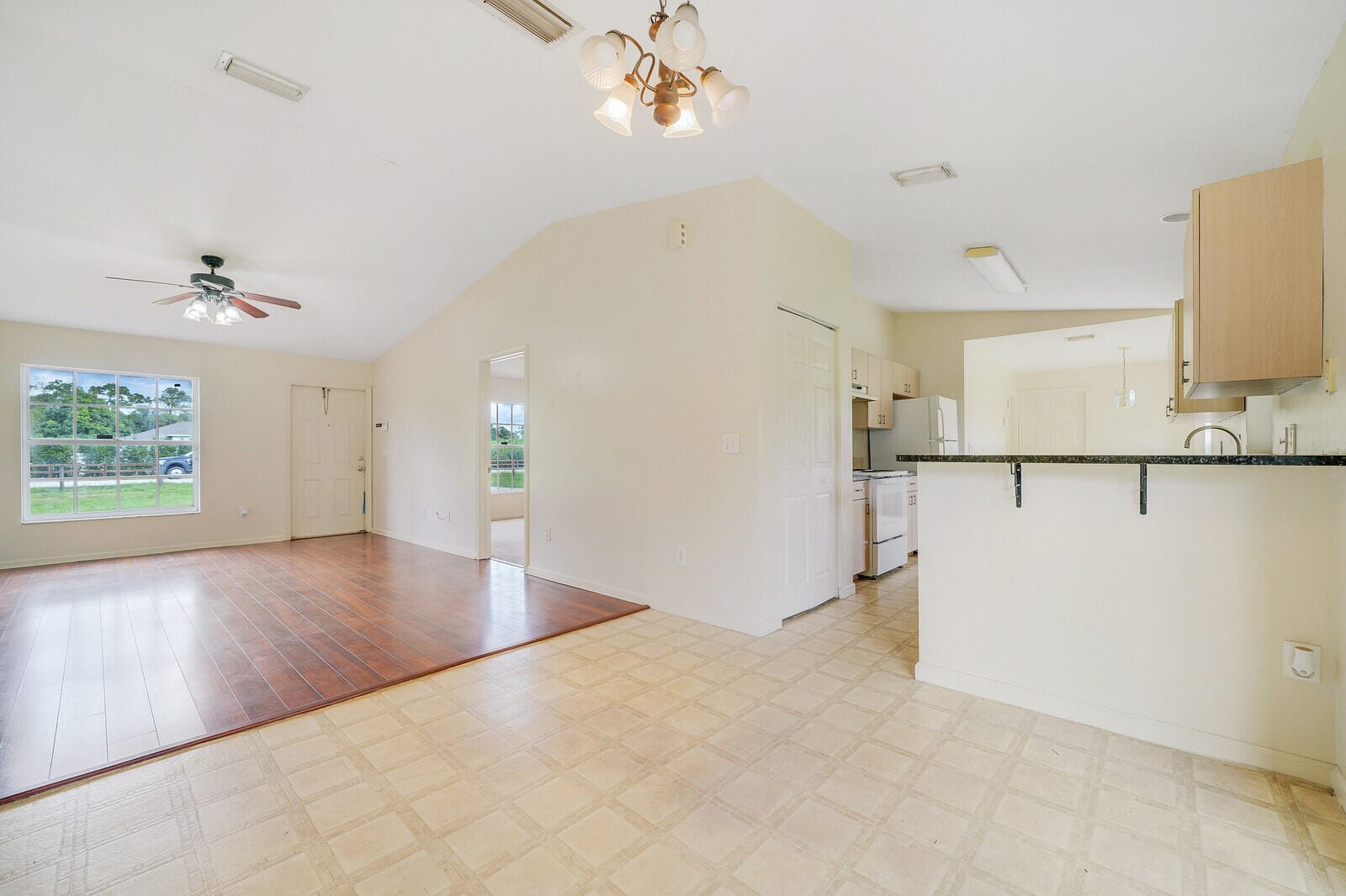 13172 ORANGE Boulevard, The Acreage, FL 33412 photo 10