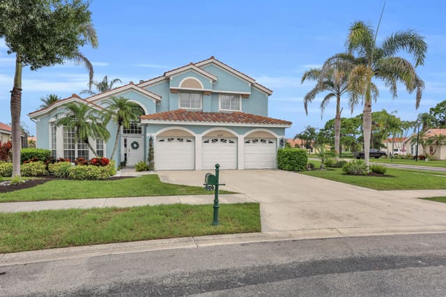 609 SW ROMORA BAY, Port St. Lucie, FL 34986