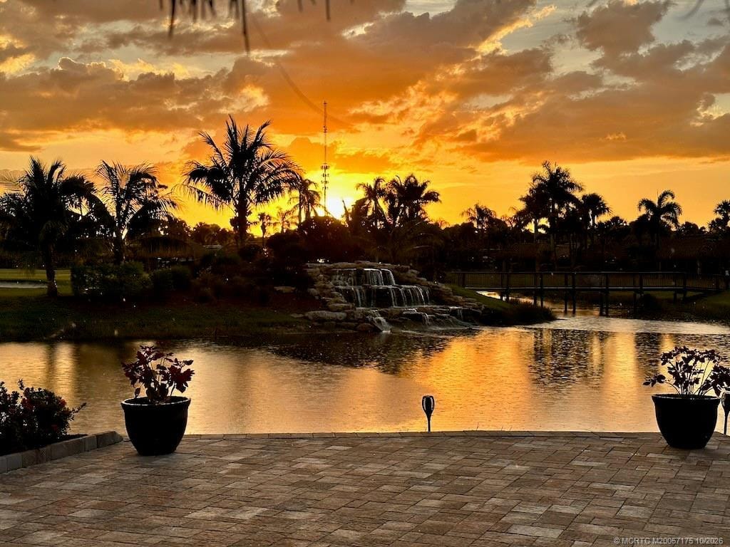 510 NW Chipshot Lane, Port St. Lucie, FL 34986 photo 2